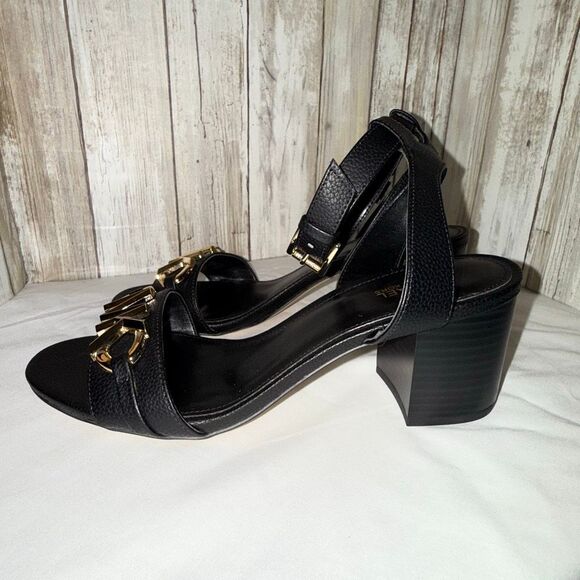Michael Kors Reed Sandal Black Leather Gold MK Logo Block Heel Size 7.5M | New W - Picture 7 of 15